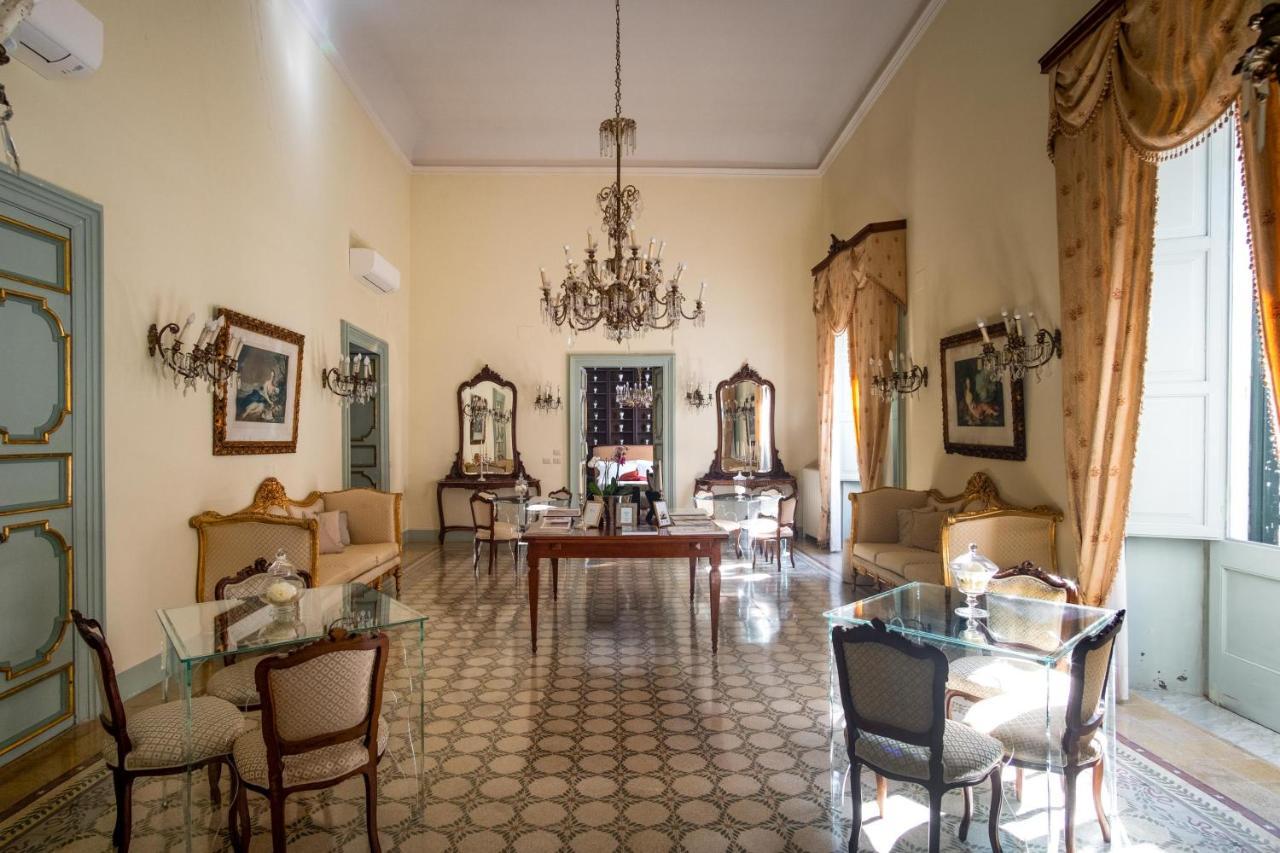 Bed and Breakfast Palazzo Guido Лечче Екстер'єр фото