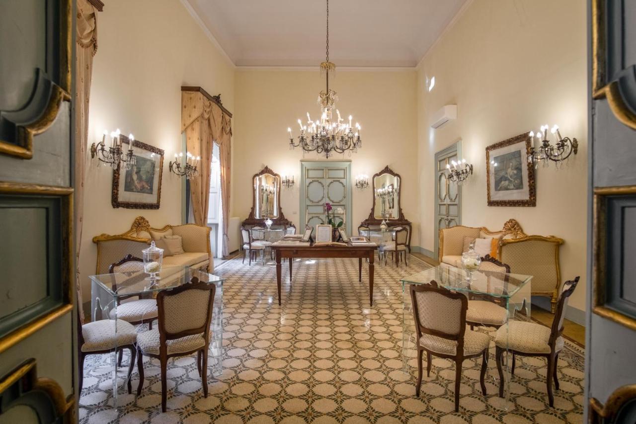 Bed and Breakfast Palazzo Guido Лечче Екстер'єр фото