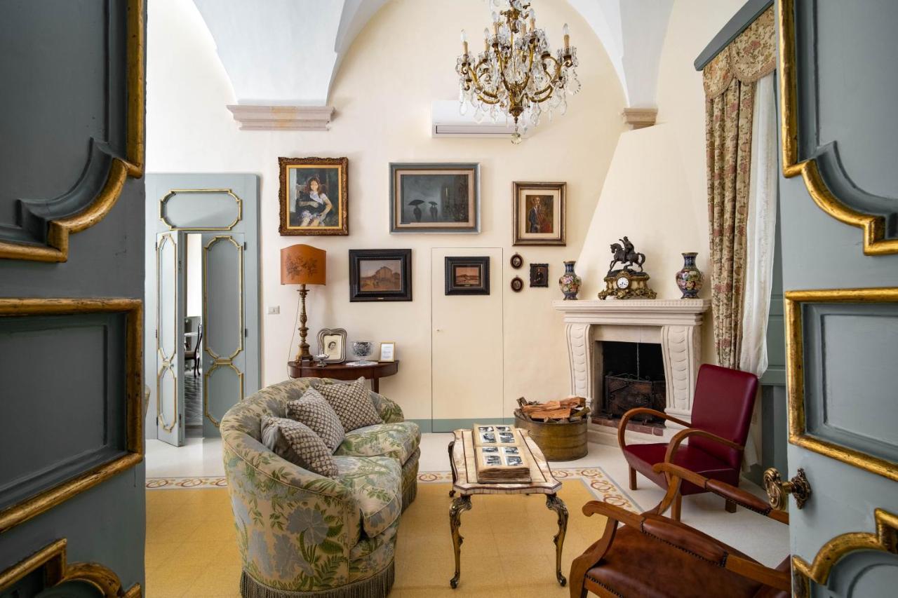 Bed and Breakfast Palazzo Guido Лечче Екстер'єр фото