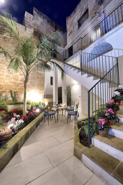 Bed and Breakfast Palazzo Guido Лечче Номер фото