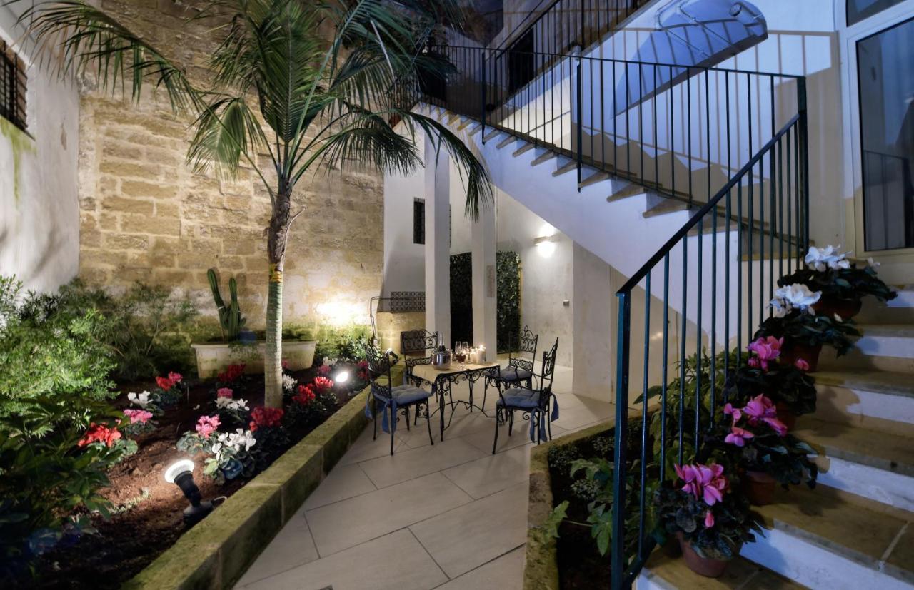 Bed and Breakfast Palazzo Guido Лечче Номер фото